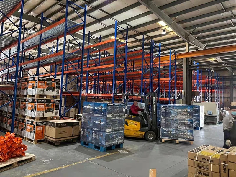 Selective Very Narrow Aisle Pallet Storage Rack for Industrial Warehouse Use